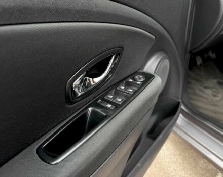 Рено Меган 2014 в Киеве на Automoto.ua Серый Рено Меган, объемом двигателя 1.5 л и пробегом 259 тыс. км за 7450 $, фото 12 на Automoto.ua