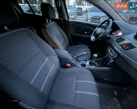 Серый Рено Меган, объемом двигателя 1.5 л и пробегом 110 тыс. км за 9999 $, фото 20 на Automoto.ua