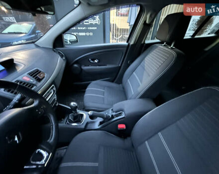 Серый Рено Меган, объемом двигателя 1.5 л и пробегом 110 тыс. км за 9999 $, фото 12 на Automoto.ua