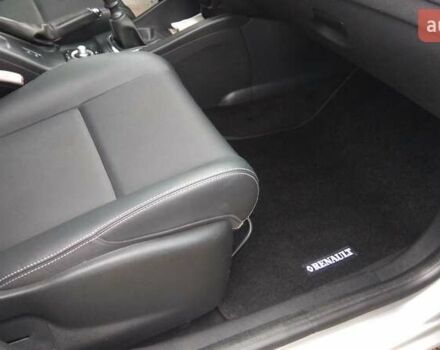 Рено Меган 2015 у Чернігові на Automoto.ua Сірий Рено Меган, об'ємом двигуна 1.46 л та пробігом 270 тис. км за 8800 $, фото 12 на Automoto.ua