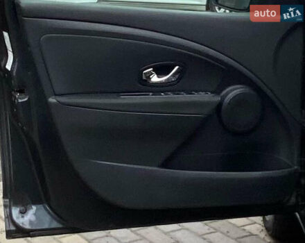 Серый Рено Меган, объемом двигателя 1.5 л и пробегом 205 тыс. км за 7999 $, фото 25 на Automoto.ua