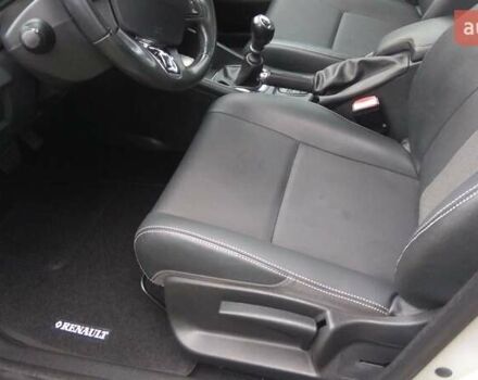 Рено Меган 2015 у Чернігові на Automoto.ua Сірий Рено Меган, об'ємом двигуна 1.46 л та пробігом 270 тис. км за 8800 $, фото 10 на Automoto.ua