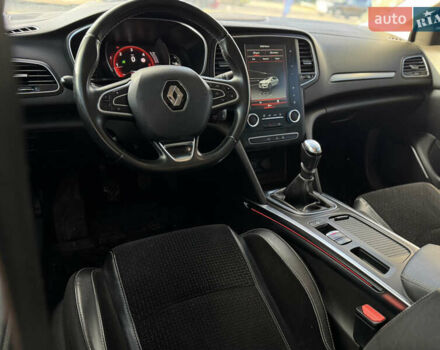 Серый Рено Меган, объемом двигателя 1.46 л и пробегом 241 тыс. км за 10999 $, фото 16 на Automoto.ua
