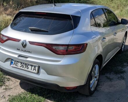 Рено Меган 2016 в Днепре (Днепропетровске) на Automoto.ua Серый Рено Меган, объемом двигателя 1.5 л и пробегом 270 тыс. км за 10000 $, фото 3 на Automoto.ua