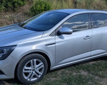 Рено Меган 2016 в Днепре (Днепропетровске) на Automoto.ua Серый Рено Меган, объемом двигателя 1.5 л и пробегом 270 тыс. км за 10000 $, фото 1 на Automoto.ua