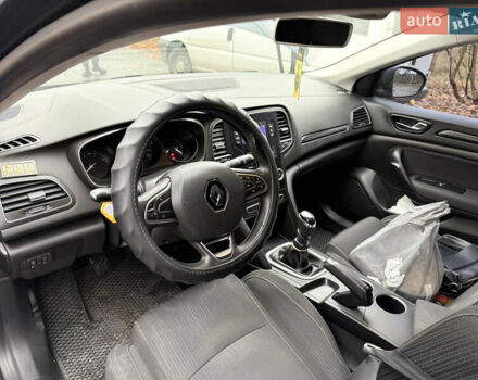 Серый Рено Меган, объемом двигателя 1.46 л и пробегом 248 тыс. км за 9500 $, фото 7 на Automoto.ua