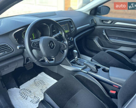 Серый Рено Меган, объемом двигателя 1.46 л и пробегом 160 тыс. км за 10900 $, фото 13 на Automoto.ua