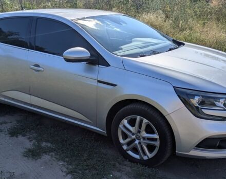 Рено Меган 2016 в Днепре (Днепропетровске) на Automoto.ua Серый Рено Меган, объемом двигателя 1.5 л и пробегом 270 тыс. км за 10000 $, фото 2 на Automoto.ua