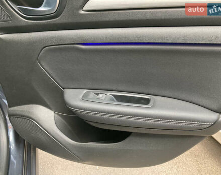 Рено Меган 2017 в Киеве на Automoto.ua Серый Рено Меган, объемом двигателя 1.2 л и пробегом 132 тыс. км за 13300 $, фото 24 на Automoto.ua