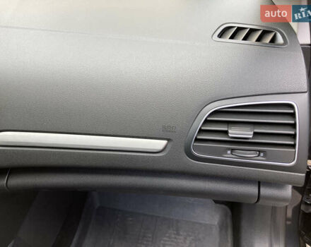 Рено Меган 2017 в Киеве на Automoto.ua Серый Рено Меган, объемом двигателя 1.2 л и пробегом 132 тыс. км за 13300 $, фото 21 на Automoto.ua