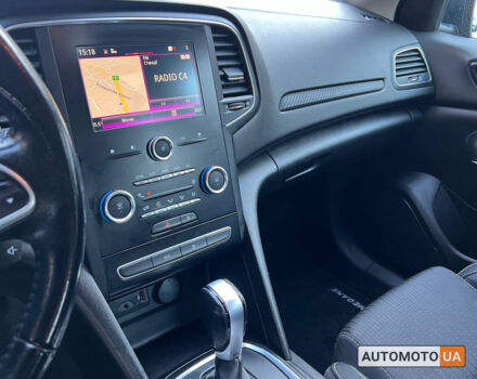 Рено Меган 2017 в Черновцах на Automoto.ua Серый Рено Меган, объемом двигателя 1.5 л и пробегом 208 тыс. км за 12200 $, фото 11 на Automoto.ua