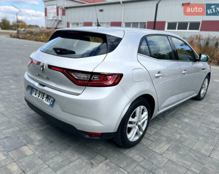 Рено Меган 2020 в Луцке на Automoto.ua Серый Рено Меган, объемом двигателя 1.46 л и пробегом 165 тыс. км за 14200 $, фото 6 на Automoto.ua