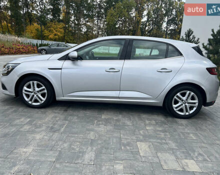 Рено Меган 2020 в Луцке на Automoto.ua Серый Рено Меган, объемом двигателя 1.46 л и пробегом 165 тыс. км за 14200 $, фото 9 на Automoto.ua