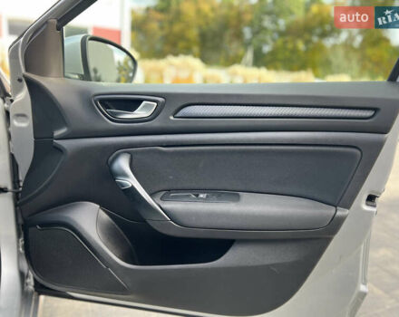 Рено Меган 2020 в Луцке на Automoto.ua Серый Рено Меган, объемом двигателя 1.46 л и пробегом 165 тыс. км за 14200 $, фото 21 на Automoto.ua