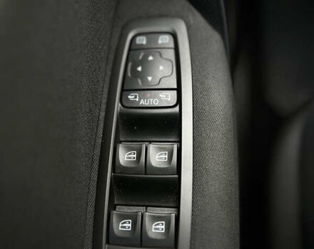 Рено Меган 2020 в Луцке на Automoto.ua Серый Рено Меган, объемом двигателя 1.46 л и пробегом 165 тыс. км за 14200 $, фото 17 на Automoto.ua