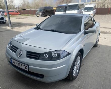 Серый Рено Меган, объемом двигателя 2 л и пробегом 220 тыс. км за 5200 $, фото 3 на Automoto.ua