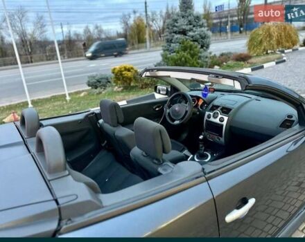 Сірий Рено Меган, об'ємом двигуна 1.9 л та пробігом 300 тис. км за 5200 $, фото 10 на Automoto.ua