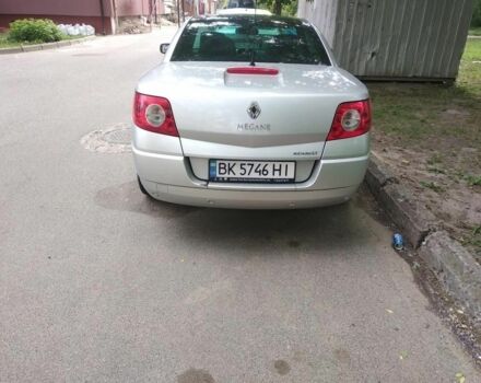 Серый Рено Меган, объемом двигателя 2 л и пробегом 230 тыс. км за 4800 $, фото 2 на Automoto.ua