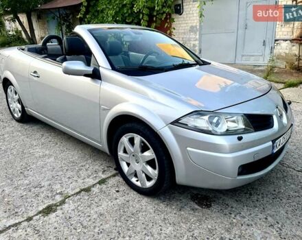 Серый Рено Меган, объемом двигателя 2 л и пробегом 177 тыс. км за 5600 $, фото 7 на Automoto.ua