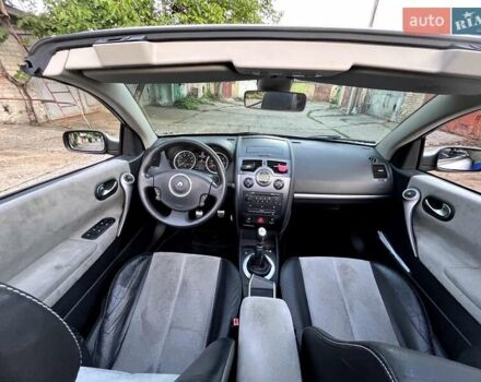 Серый Рено Меган, объемом двигателя 2 л и пробегом 177 тыс. км за 5600 $, фото 15 на Automoto.ua