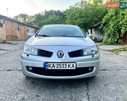 Серый Рено Меган, объемом двигателя 2 л и пробегом 177 тыс. км за 5600 $, фото 8 на Automoto.ua