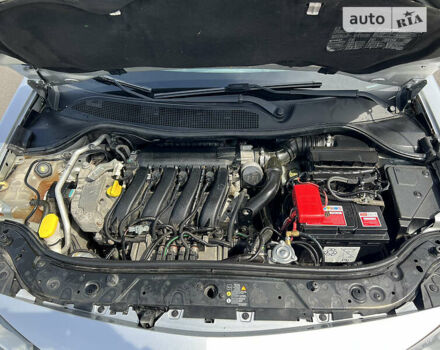 Сірий Рено Меган, об'ємом двигуна 2 л та пробігом 120 тис. км за 7200 $, фото 24 на Automoto.ua