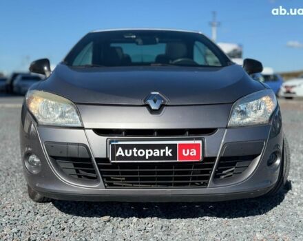 Серый Рено Меган, объемом двигателя 2 л и пробегом 215 тыс. км за 8690 $, фото 1 на Automoto.ua