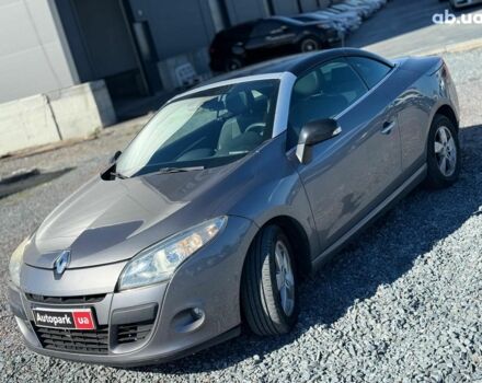 Серый Рено Меган, объемом двигателя 2 л и пробегом 215 тыс. км за 8690 $, фото 9 на Automoto.ua