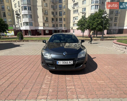 Сірий Рено Меган, об'ємом двигуна 2 л та пробігом 145 тис. км за 10450 $, фото 5 на Automoto.ua