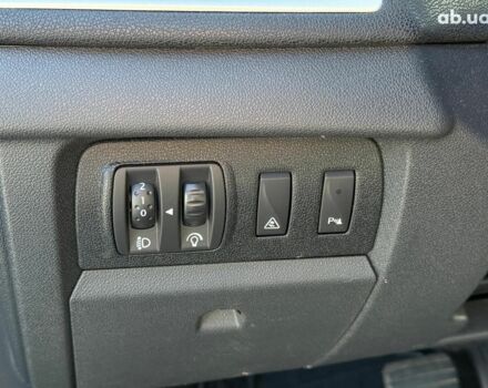 Серый Рено Меган, объемом двигателя 2 л и пробегом 215 тыс. км за 8690 $, фото 12 на Automoto.ua