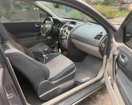 Серый Рено Меган, объемом двигателя 1.4 л и пробегом 274 тыс. км за 3000 $, фото 5 на Automoto.ua