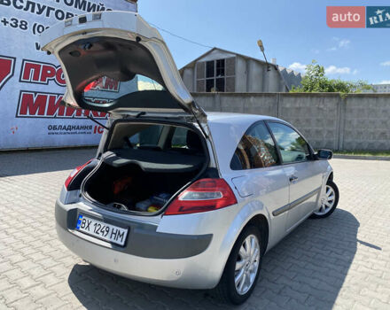 Серый Рено Меган, объемом двигателя 1.9 л и пробегом 258 тыс. км за 4500 $, фото 2 на Automoto.ua