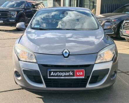 Рено Меган 2009 в Харькове на Automoto.ua Серый Рено Меган, объемом двигателя 1.9 л и пробегом 151 тыс. км за 6690 $, фото 1 на Automoto.ua