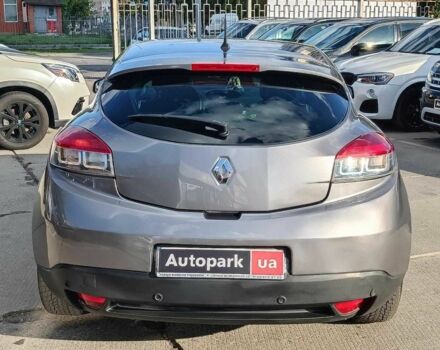 Рено Меган 2009 в Харькове на Automoto.ua Серый Рено Меган, объемом двигателя 1.9 л и пробегом 151 тыс. км за 6690 $, фото 8 на Automoto.ua