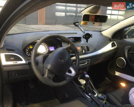 Серый Рено Меган, объемом двигателя 1.5 л и пробегом 242 тыс. км за 5200 $, фото 7 на Automoto.ua