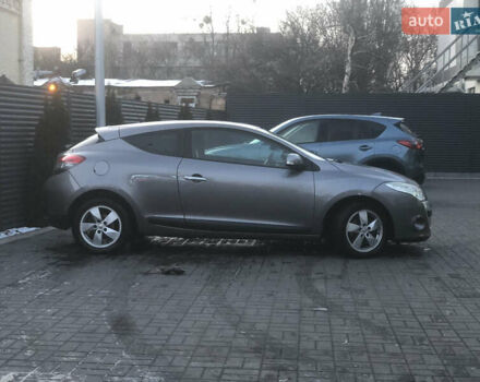 Серый Рено Меган, объемом двигателя 1.5 л и пробегом 242 тыс. км за 5200 $, фото 5 на Automoto.ua