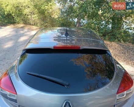 Сірий Рено Меган, об'ємом двигуна 1.6 л та пробігом 166 тис. км за 7200 $, фото 4 на Automoto.ua