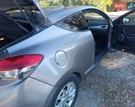 Сірий Рено Меган, об'ємом двигуна 1.6 л та пробігом 166 тис. км за 7200 $, фото 16 на Automoto.ua