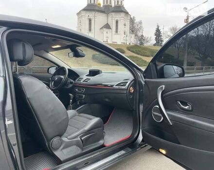 Серый Рено Меган, объемом двигателя 1.5 л и пробегом 200 тыс. км за 8500 $, фото 7 на Automoto.ua