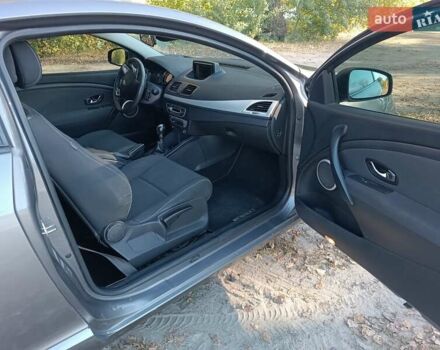 Сірий Рено Меган, об'ємом двигуна 1.6 л та пробігом 166 тис. км за 7200 $, фото 15 на Automoto.ua