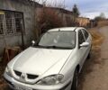 Сірий Рено Меган, об'ємом двигуна 1.6 л та пробігом 263 тис. км за 2000 $, фото 1 на Automoto.ua