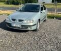 Сірий Рено Меган, об'ємом двигуна 1.6 л та пробігом 379 тис. км за 2000 $, фото 1 на Automoto.ua