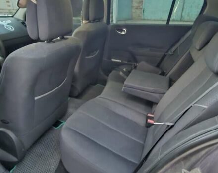 Сірий Рено Меган, об'ємом двигуна 1.6 л та пробігом 295 тис. км за 4000 $, фото 2 на Automoto.ua