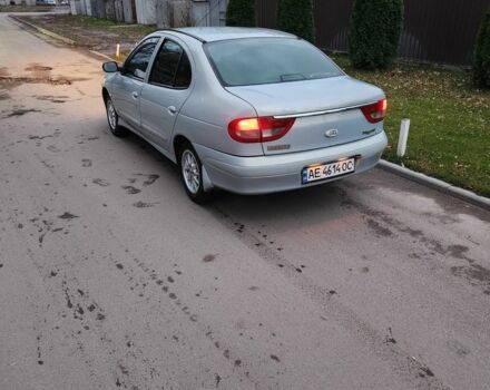 Серый Рено Меган, объемом двигателя 1.4 л и пробегом 150 тыс. км за 2800 $, фото 1 на Automoto.ua