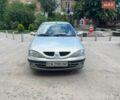 Сірий Рено Меган, об'ємом двигуна 1.39 л та пробігом 209 тис. км за 2000 $, фото 1 на Automoto.ua
