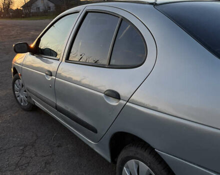 Серый Рено Меган, объемом двигателя 1.4 л и пробегом 280 тыс. км за 2400 $, фото 2 на Automoto.ua