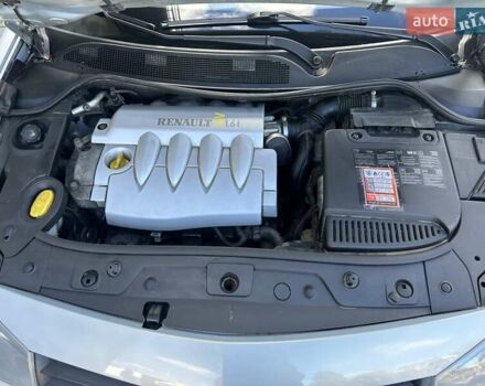Серый Рено Меган, объемом двигателя 1.6 л и пробегом 262 тыс. км за 5800 $, фото 20 на Automoto.ua