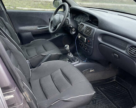 Серый Рено Меган, объемом двигателя 1.4 л и пробегом 360 тыс. км за 2100 $, фото 7 на Automoto.ua