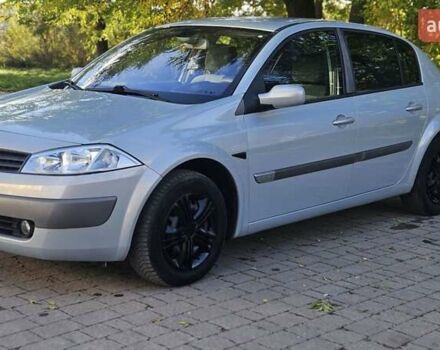 Серый Рено Меган, объемом двигателя 1.6 л и пробегом 155 тыс. км за 4400 $, фото 2 на Automoto.ua