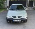 Сірий Рено Меган, об'ємом двигуна 1.4 л та пробігом 300 тис. км за 2200 $, фото 1 на Automoto.ua